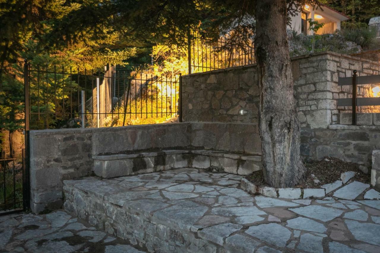فيلا Relax In Mainalo Radhos المظهر الخارجي الصورة